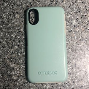 Otterbox Symmetry case for iPhone X